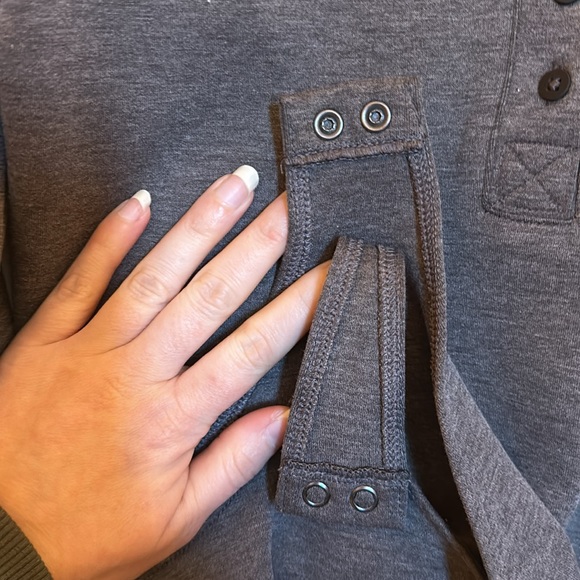 NWOT Express Body Contour Luxe Lounge Long Sleeve Henley Bodysuit Grey Small - Picture 3 of 10